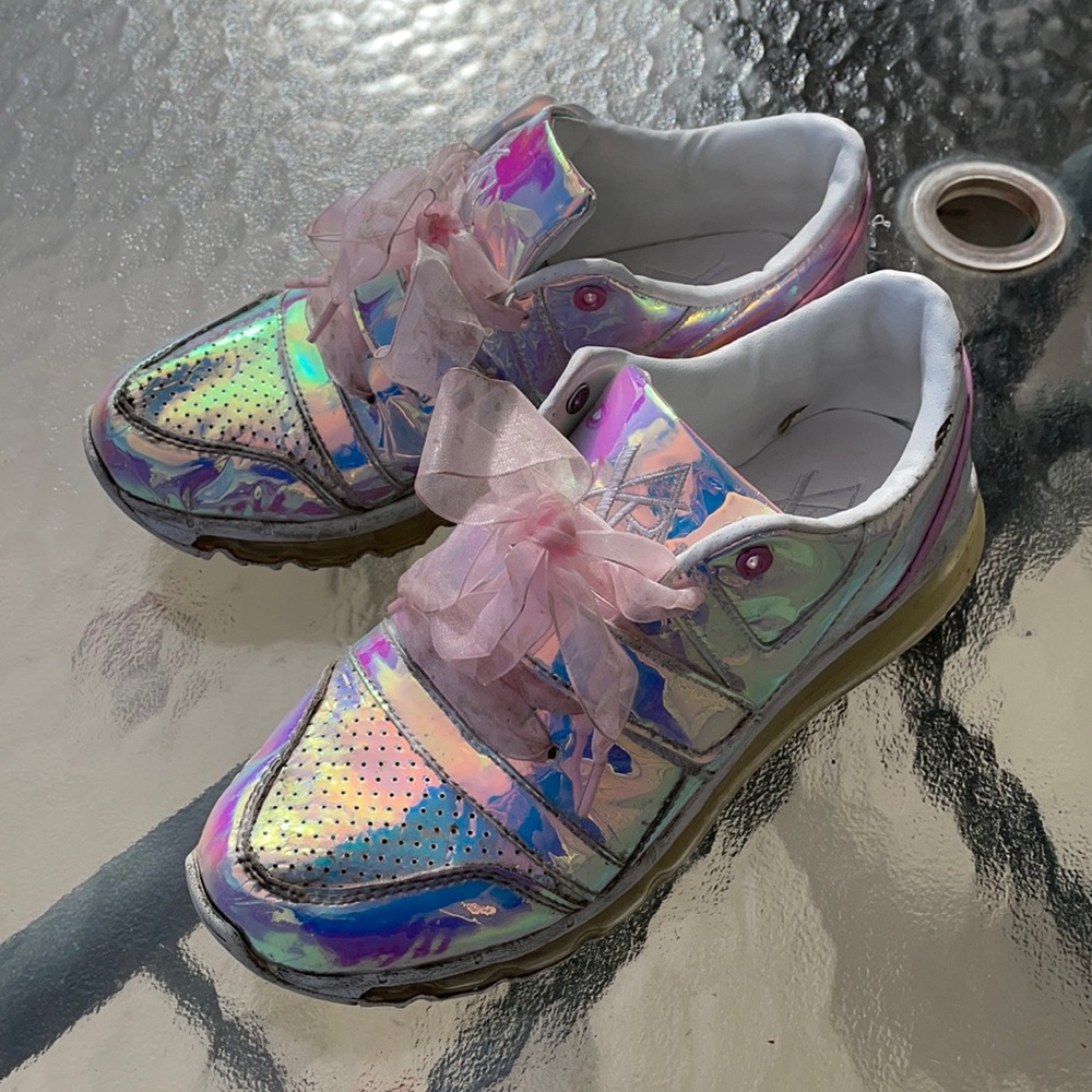YRU aiire atlantis sneakers